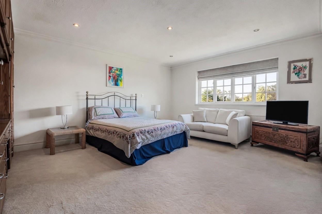 Coombehurst Close, Barnet, EN4, Barnet